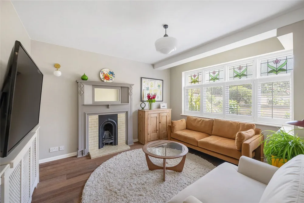 Tewkesbury Avenue, London, SE23