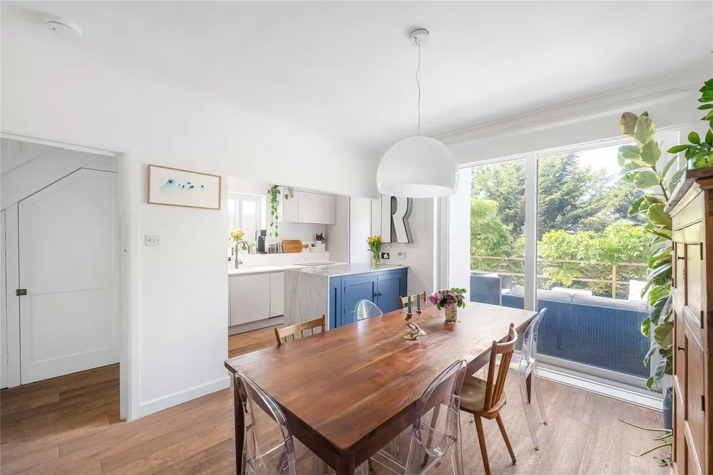 Tewkesbury Avenue, London, SE23