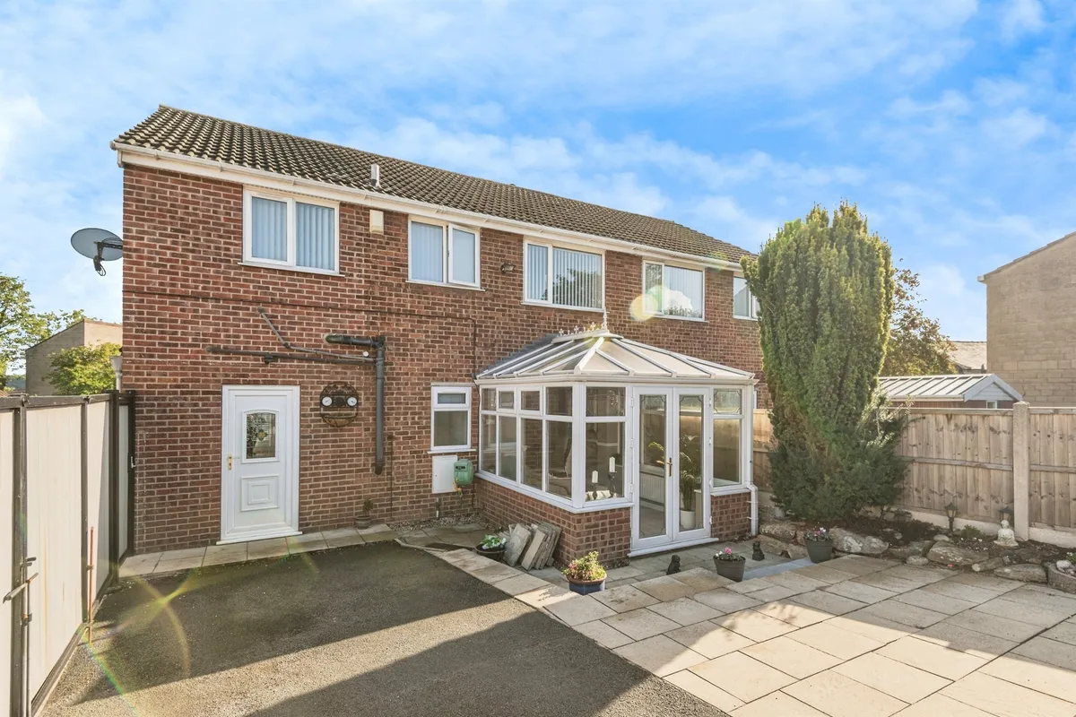 The Knowl, MIRFIELD