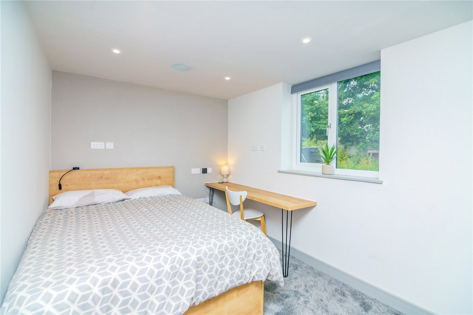30 Malvern Road, Huddersfield, HD4 Image 13