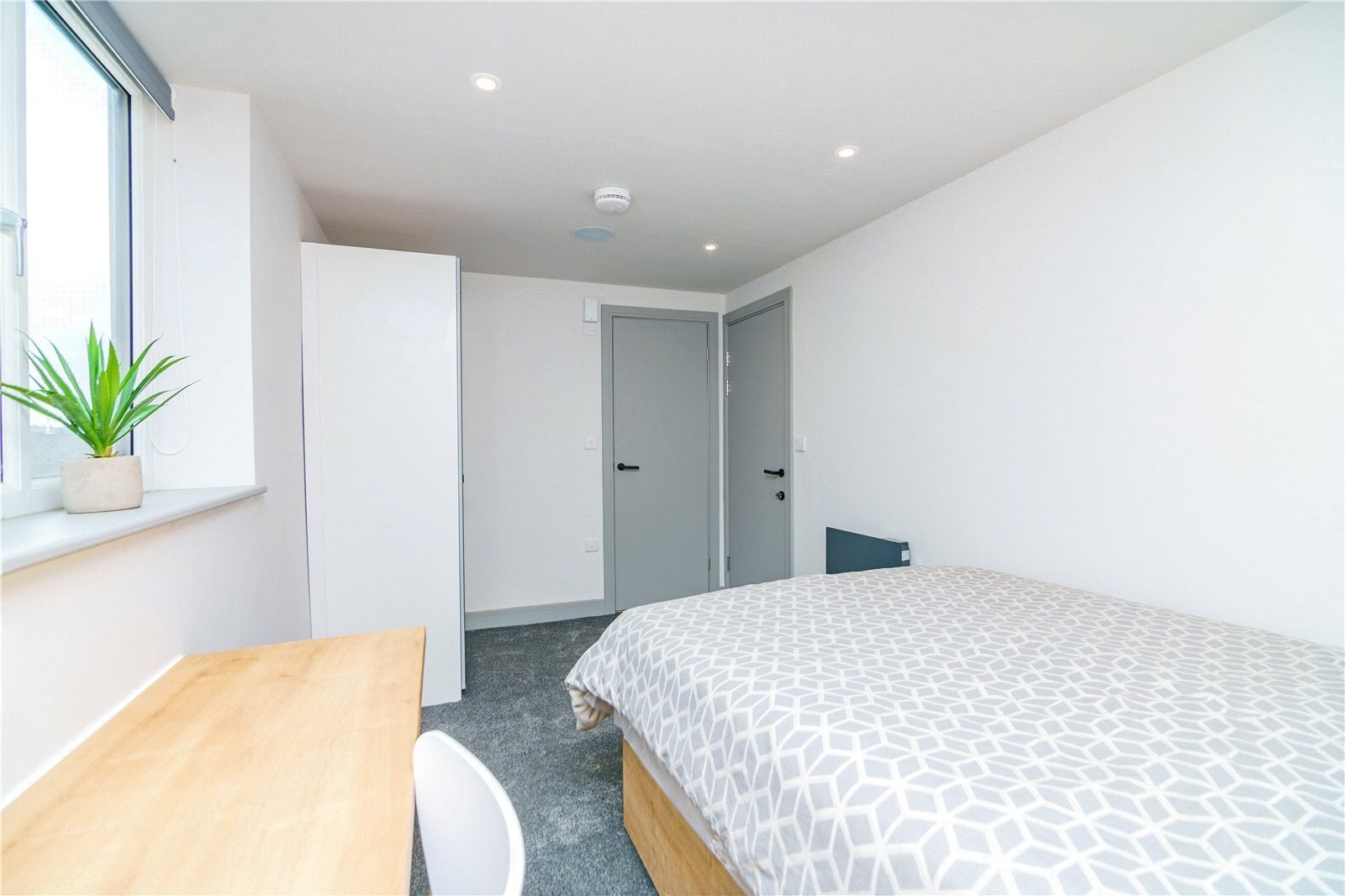 30 Malvern Road, Huddersfield, HD4 Image 14