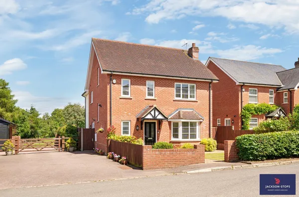 Mount Pleasant, Aspley Guise, MK17 photo 1
