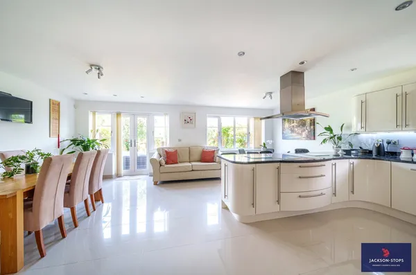 Mount Pleasant, Aspley Guise, MK17 photo 3