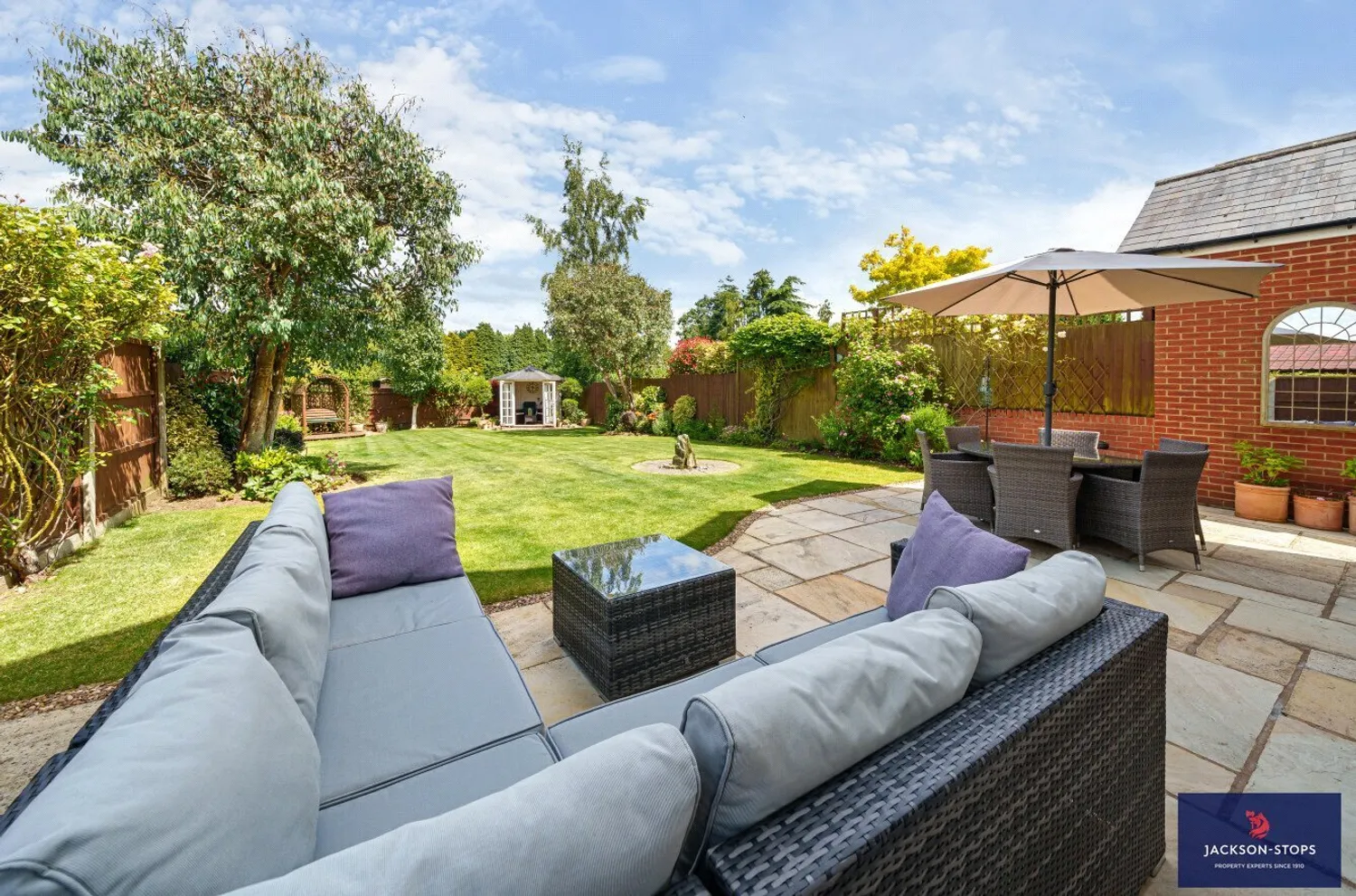 Mount Pleasant, Aspley Guise, MK17 photo 17
