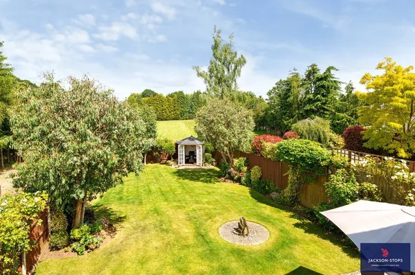 Mount Pleasant, Aspley Guise, MK17 photo 21