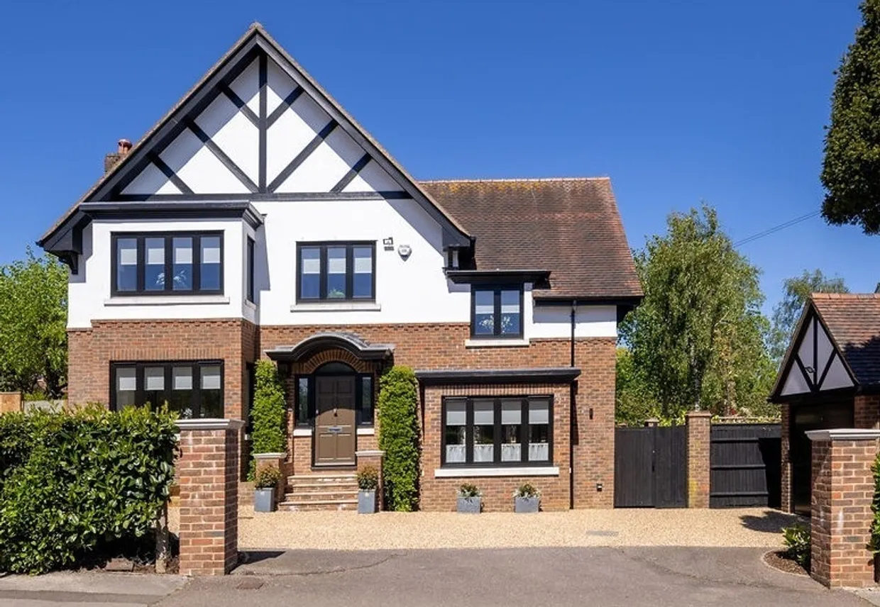Kirkwick Avenue, Harpenden, AL5 photo 1