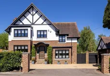 Kirkwick Avenue, Harpenden, AL5 photo 1