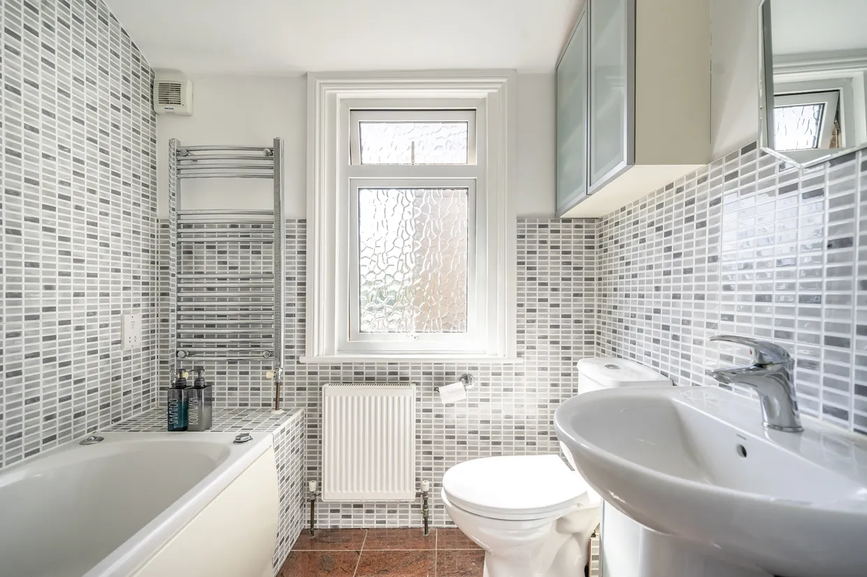 Grosvenor Road, Hanwell, W7 photo 6