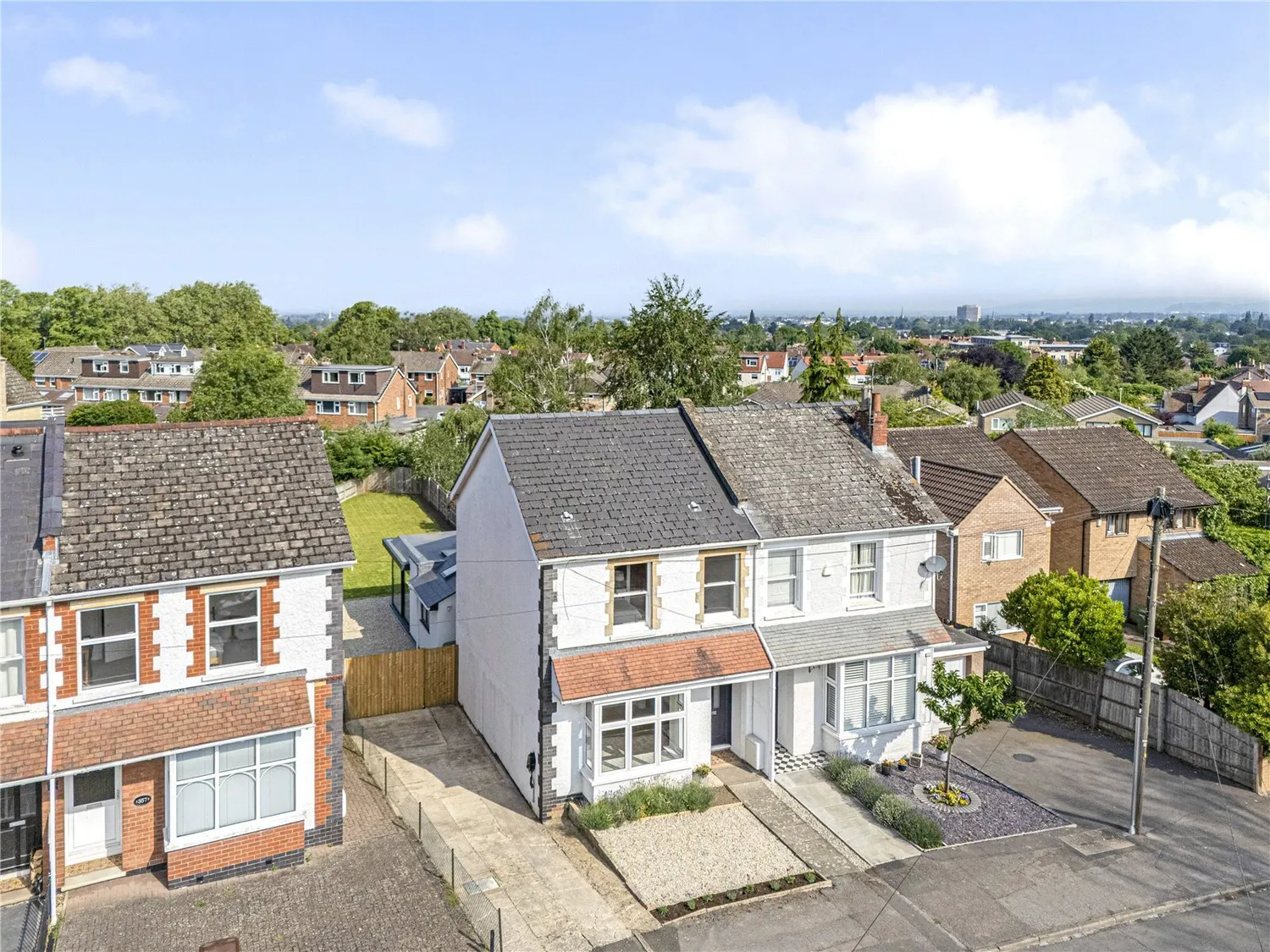 Old Bath Road, Leckhampton, GL53 photo 2
