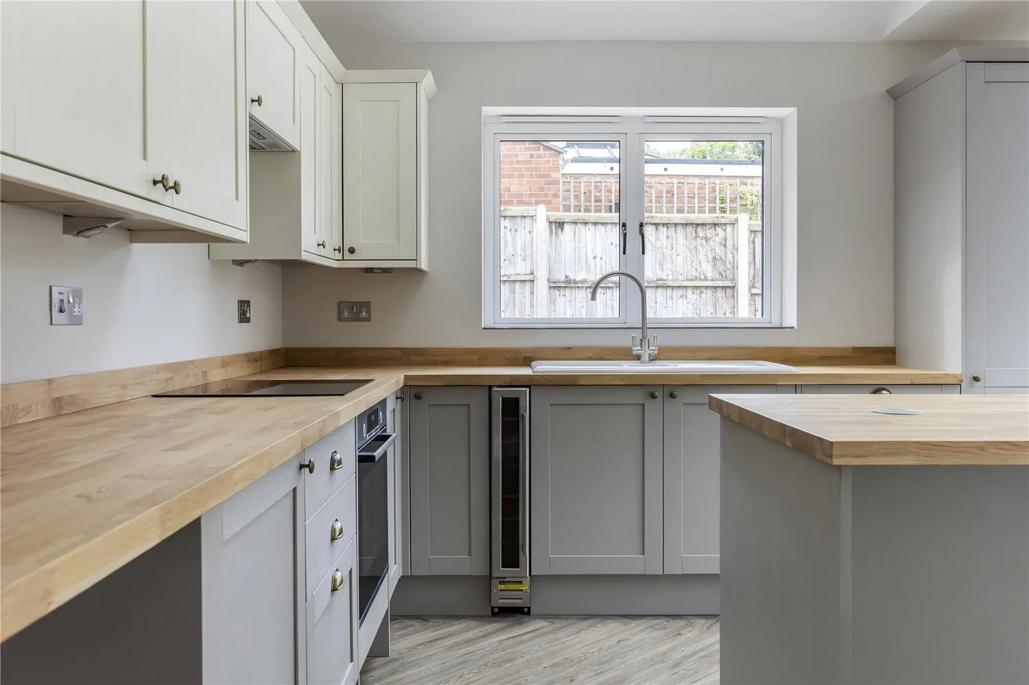 Old Bath Road, Leckhampton, GL53 photo 15