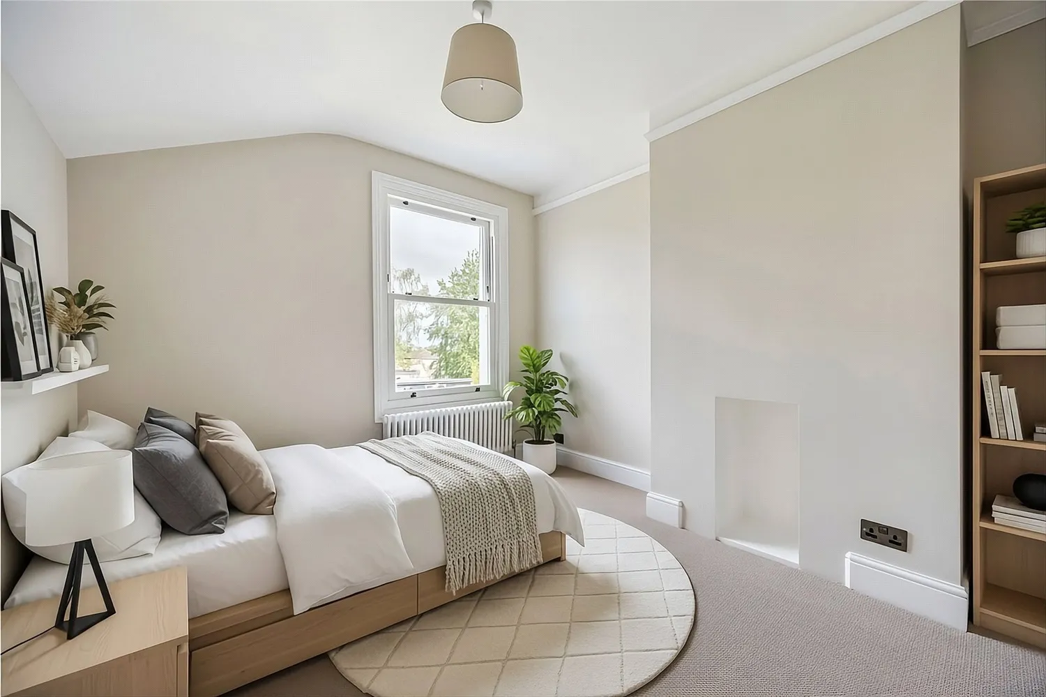 Old Bath Road, Leckhampton, GL53 photo 23
