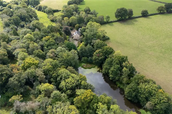 Forton, Chard, TA20 photo 36