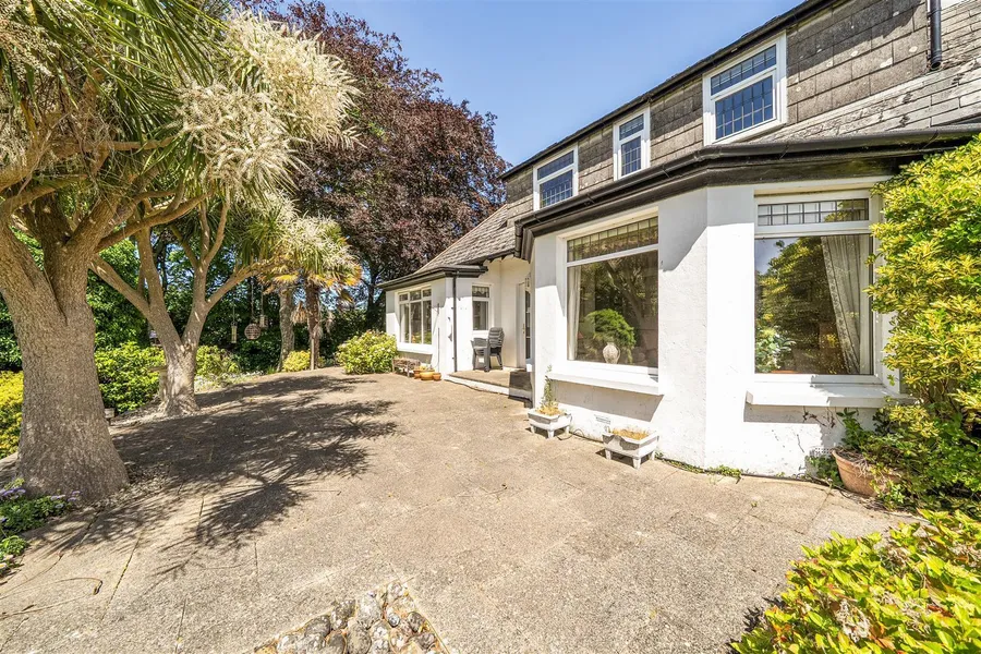 Property Image 32