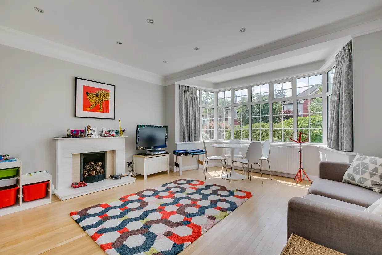 Stonehill Road, London, SW14 photo 5