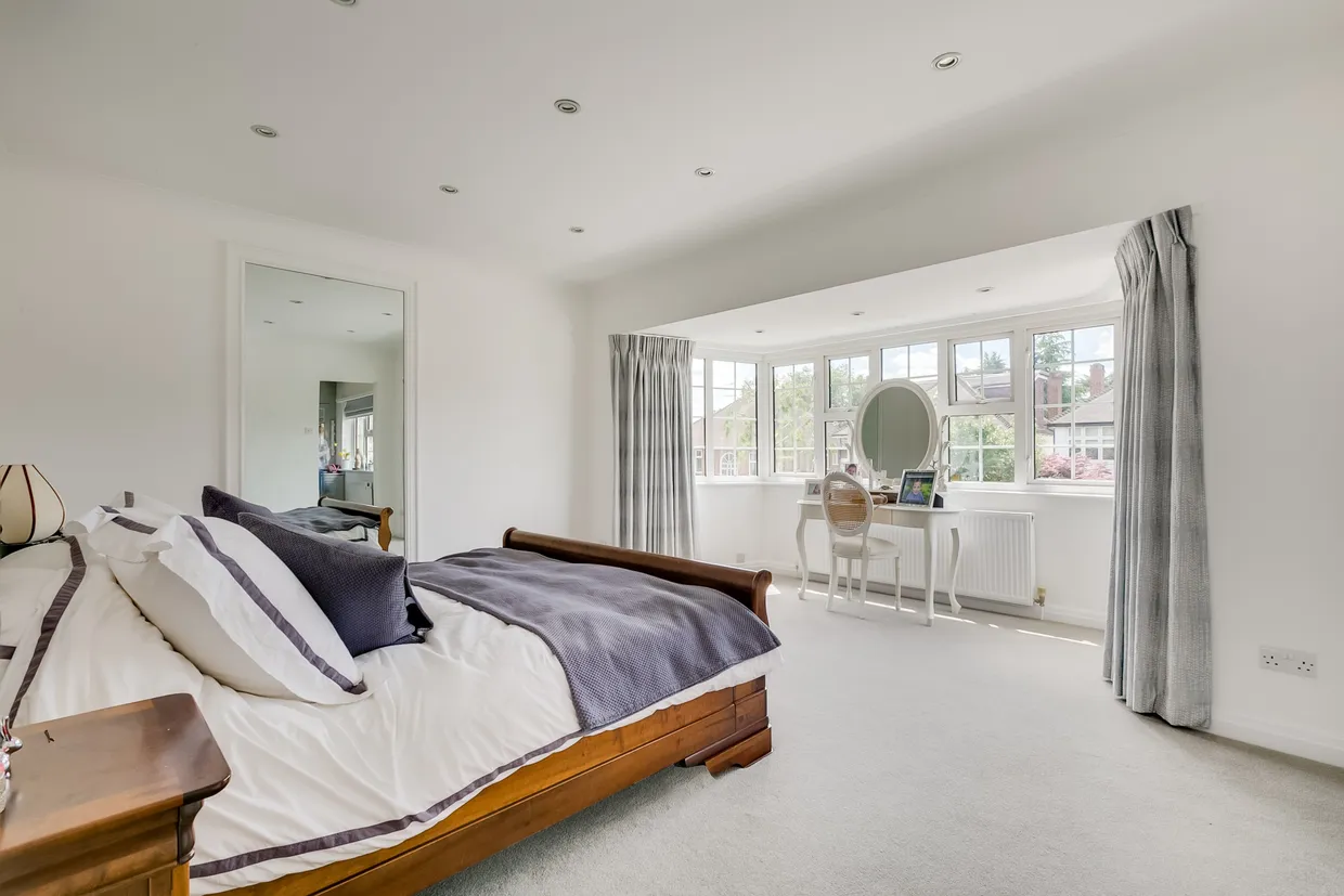 Stonehill Road, London, SW14 photo 7