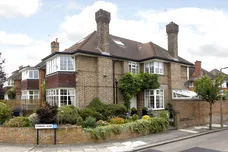 Stonehill Road, London, SW14 photo 11