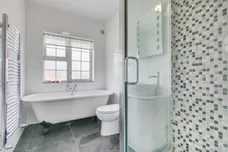 Stonehill Road, London, SW14 photo 12