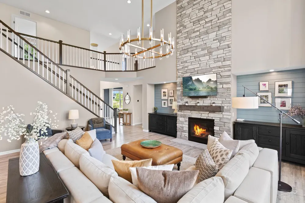 16920 Reeder Ridge, Eden Prairie, MN 55347