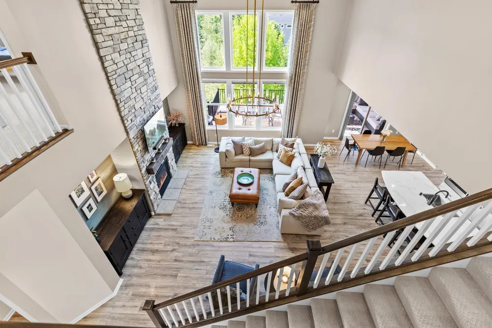 16920 Reeder Ridge, Eden Prairie, MN 55347