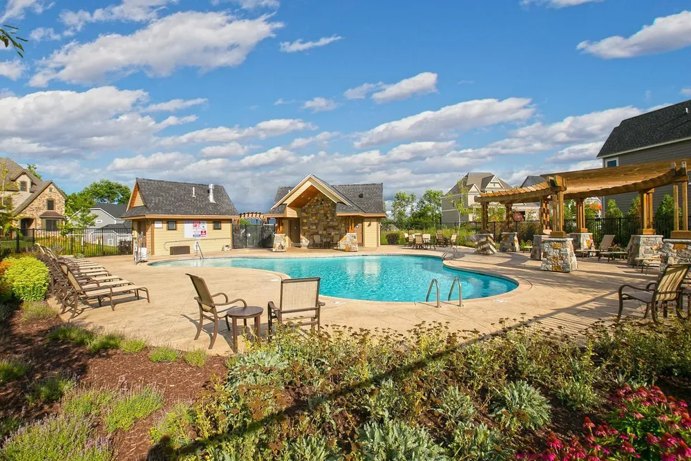 16920 Reeder Ridge, Eden Prairie, MN 55347