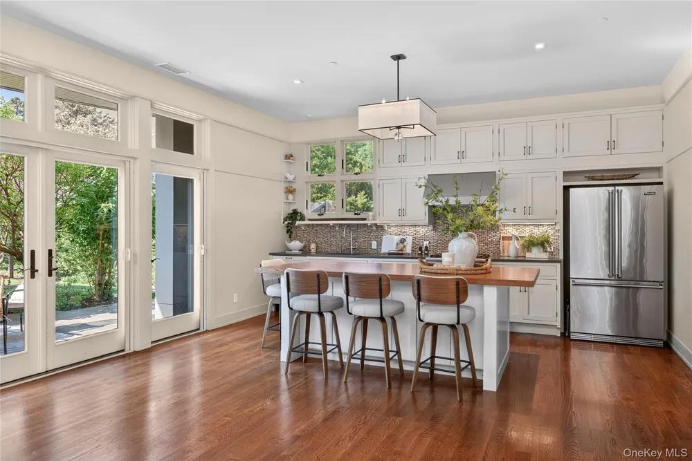 10 Sherman Ave, Dobbs Ferry, NY 10522