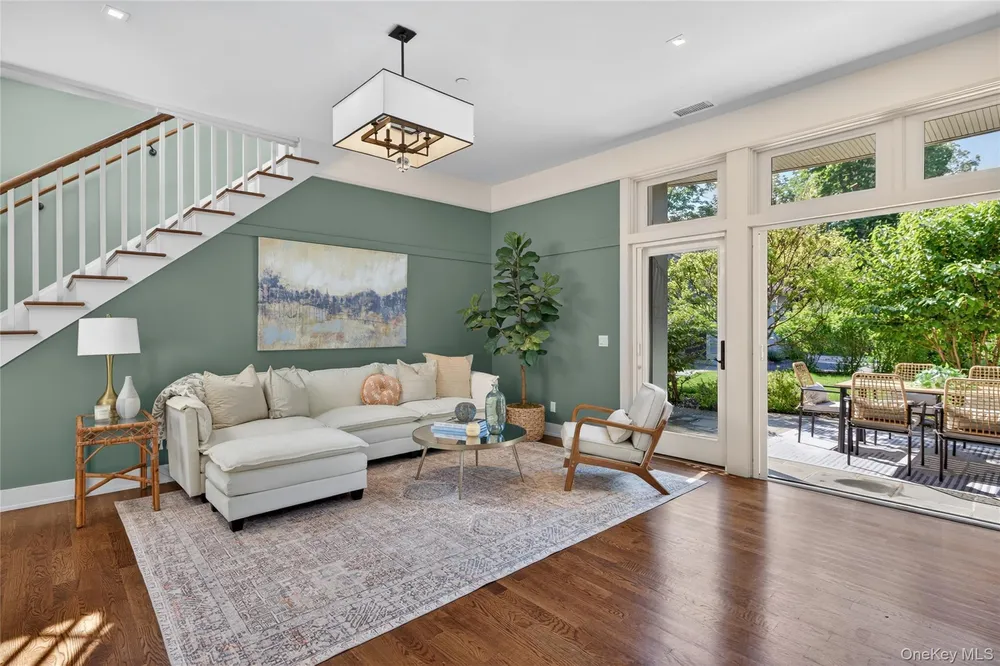 10 Sherman Ave, Dobbs Ferry, NY 10522