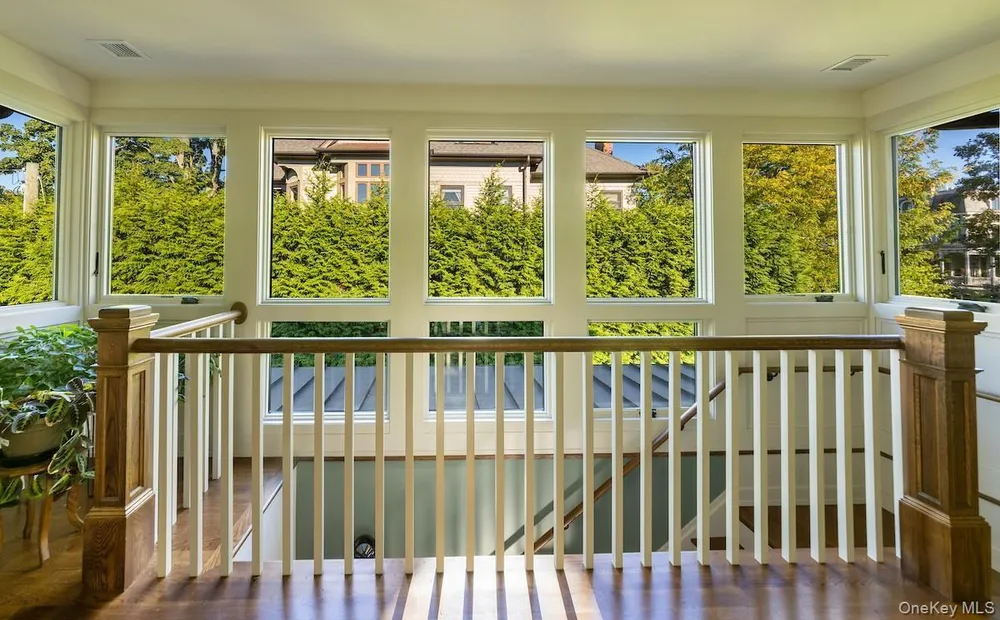 10 Sherman Ave, Dobbs Ferry, NY 10522