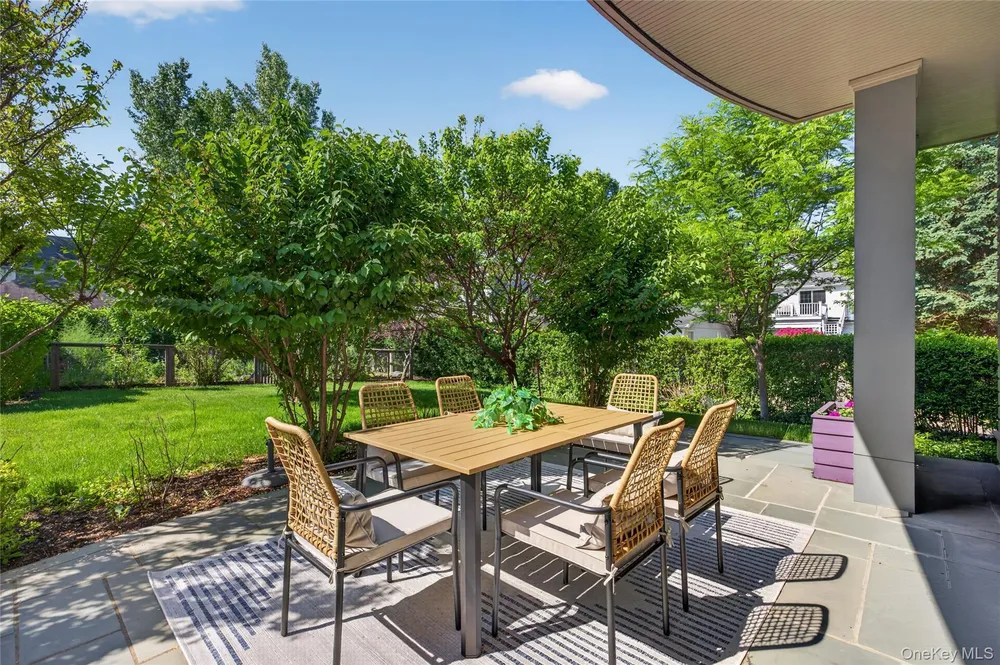 10 Sherman Ave, Dobbs Ferry, NY 10522