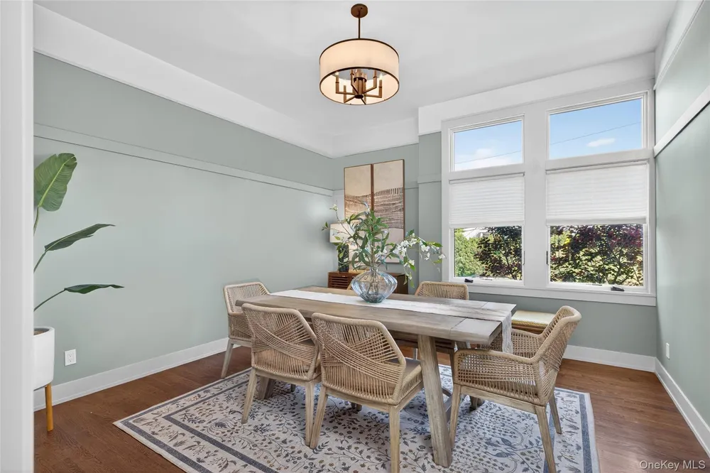 10 Sherman Ave, Dobbs Ferry, NY 10522
