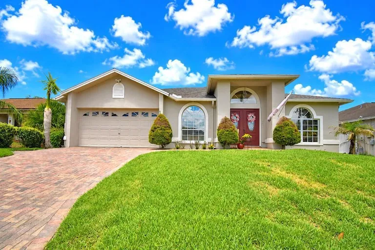 659 Sierra Circle, Davenport, FL 33837