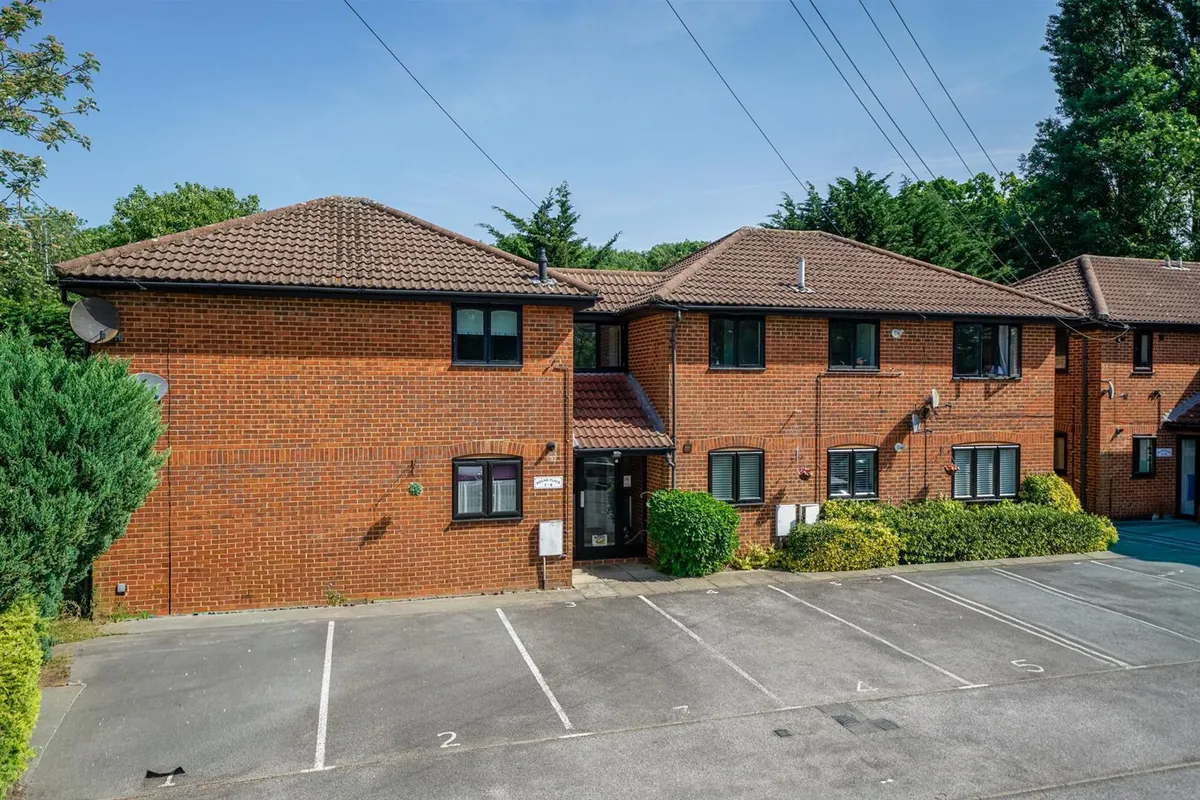 Holme Place, Hemel Hempstead, Hertfordshire, HP2 4QB