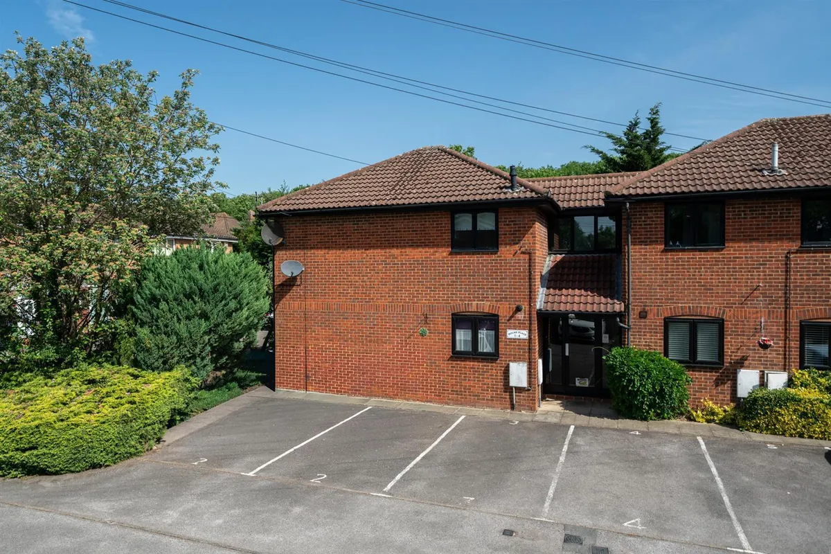 Holme Place, Hemel Hempstead, Hertfordshire, HP2 4QB