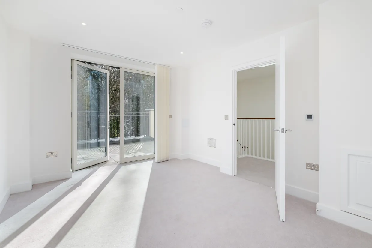 Woodside Avenue, London, N10 photo 3