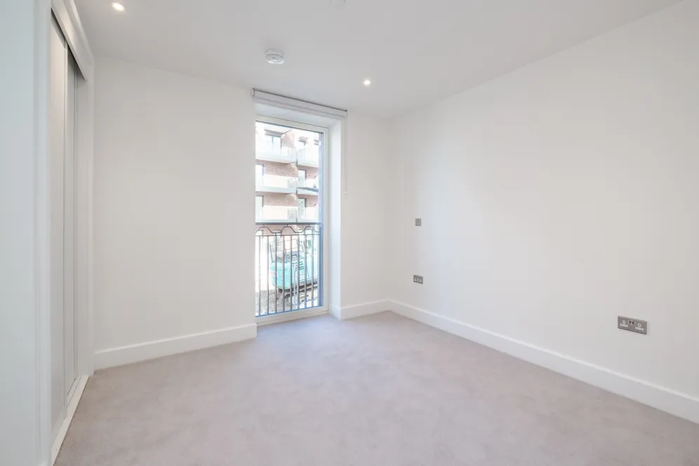 Woodside Avenue, London, N10 photo 4