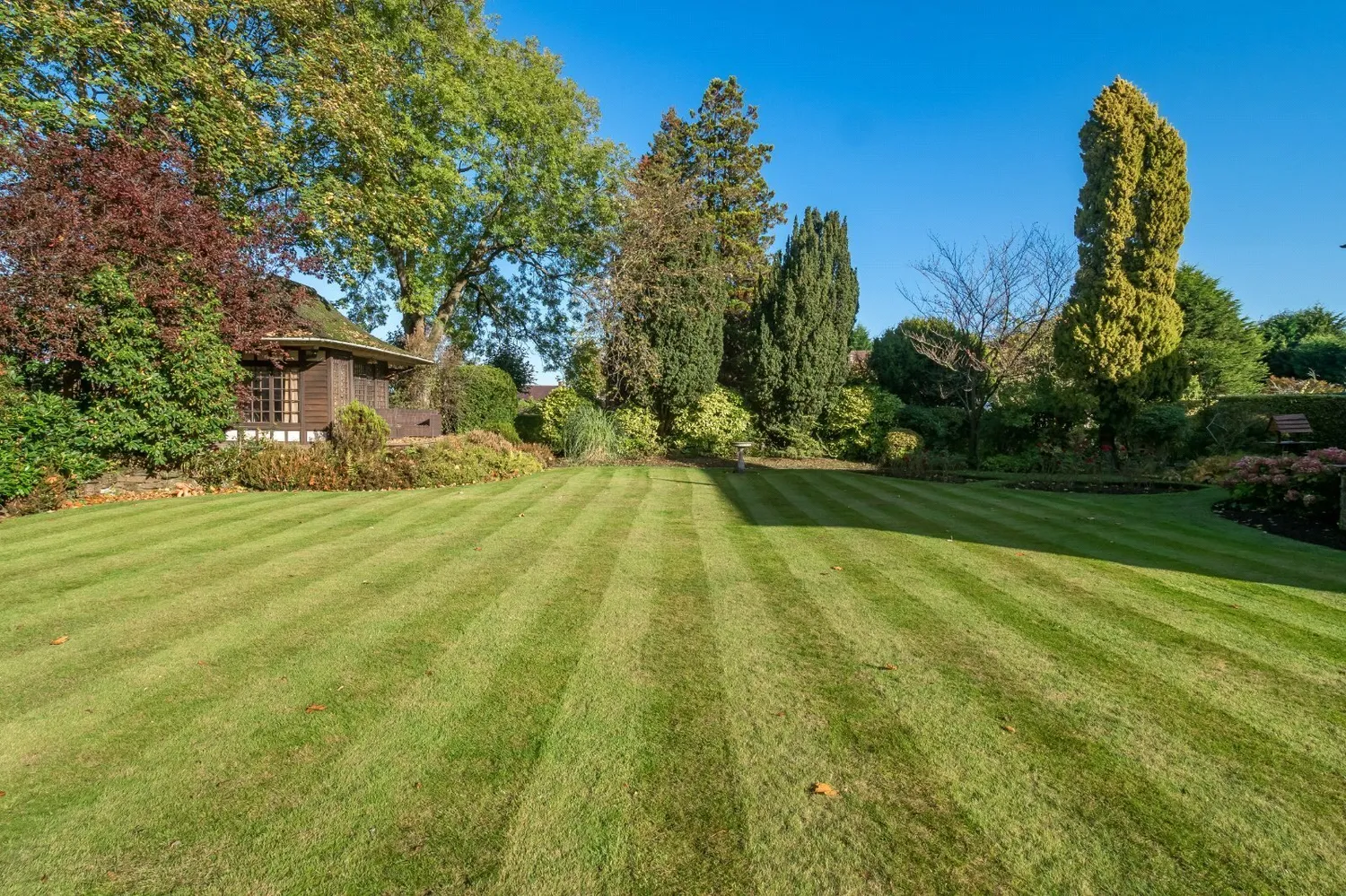 Harrop Road, Hale, WA15 photo 2