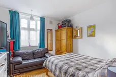 Pages Hill, Muswell Hill
