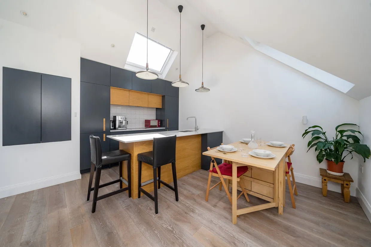 Granville Gardens, Ealing, W5 photo 9
