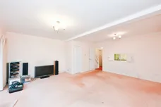 Cedar Green, HODDESDON