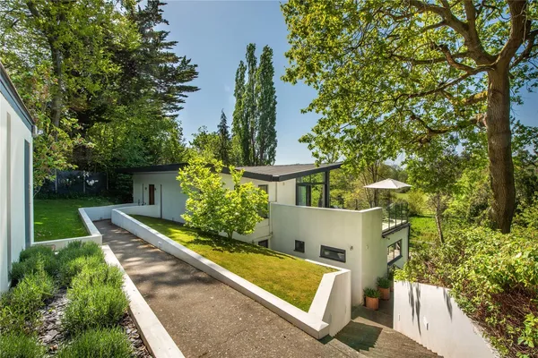 Reigate Road, Betchworth, RH3 photo 8
