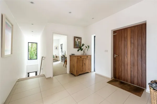 Reigate Road, Betchworth, RH3 photo 14