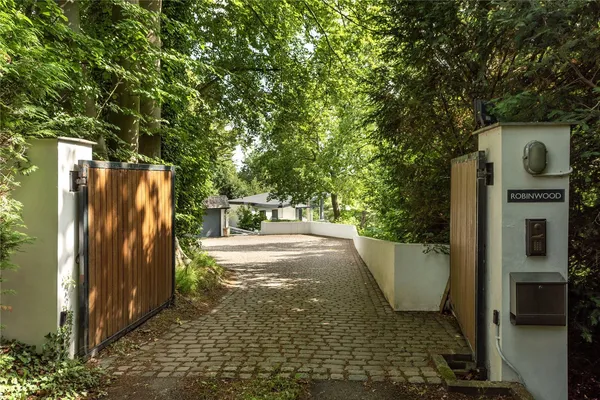 Reigate Road, Betchworth, RH3 photo 21