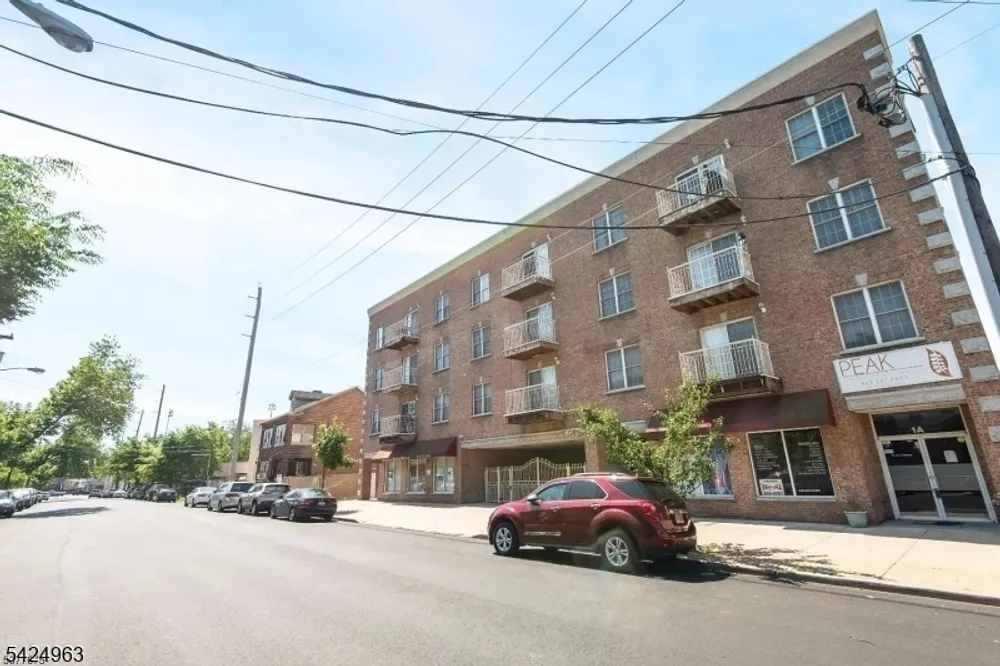 411-419 Chestnut St, Newark, NJ 07105
