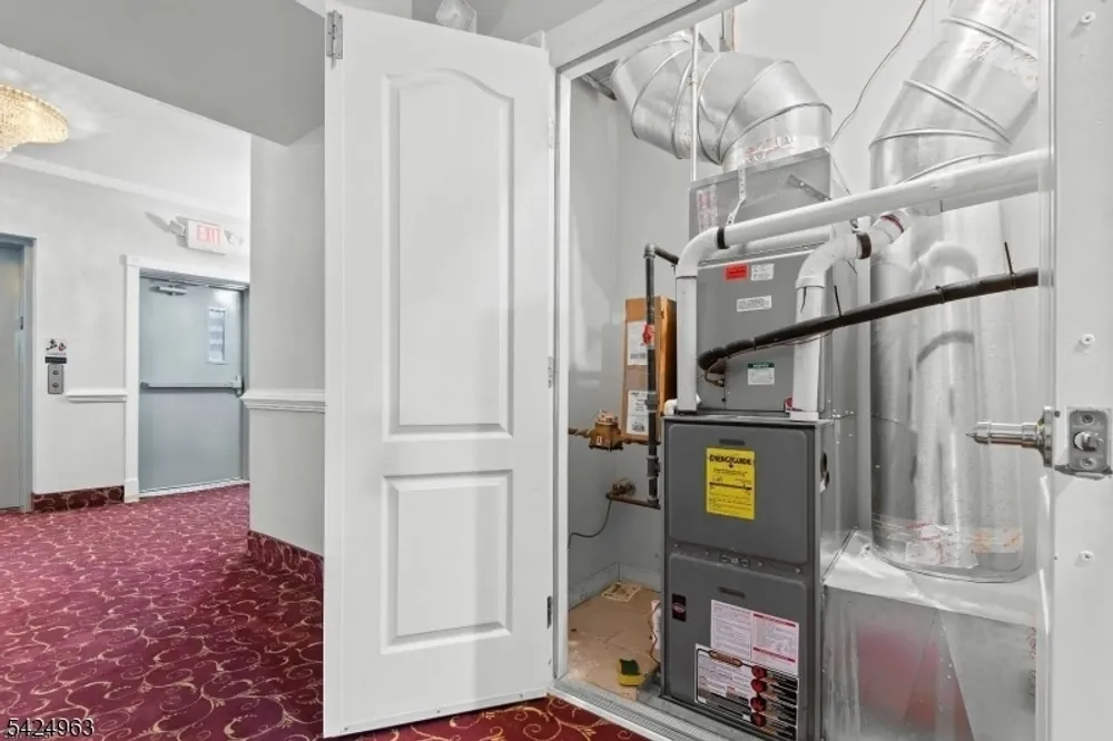 411-419 Chestnut St, Newark, NJ 07105