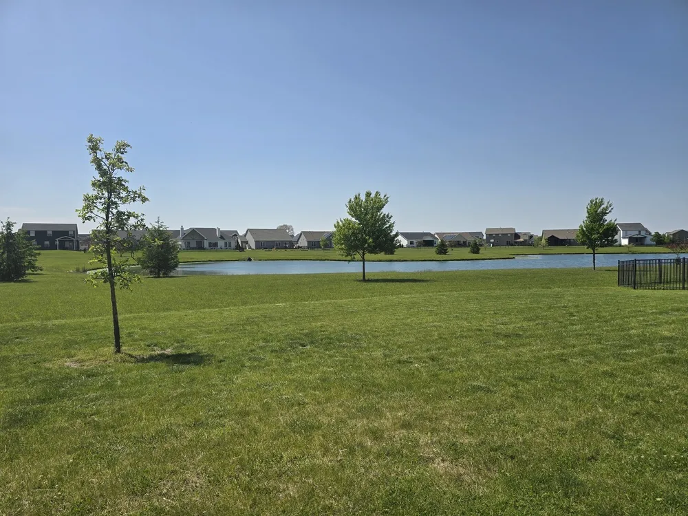 1417 Fieldstone Dr, Savoy, IL 61874