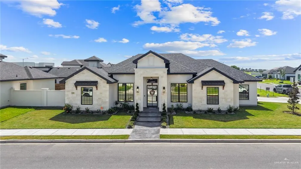 2701 E Versace Drive, Edinburg, TX 78542-7274