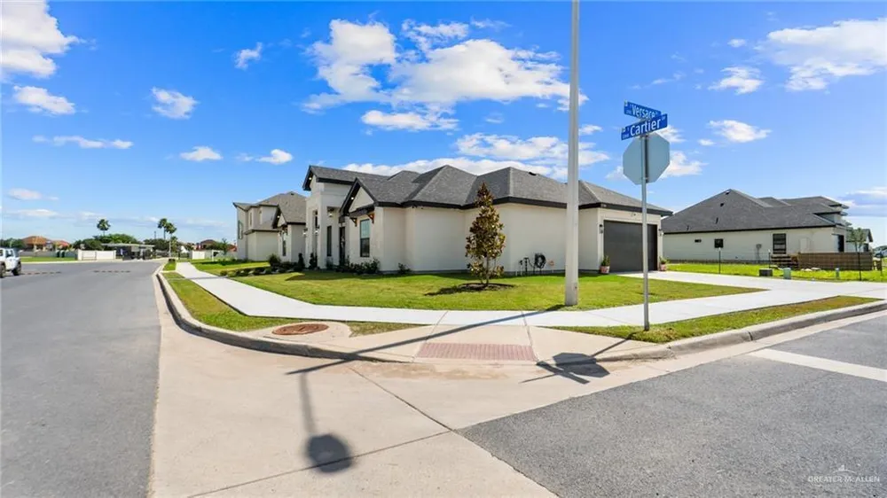 2701 E Versace Drive, Edinburg, TX 78542-7274