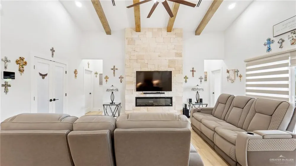 2701 E Versace Drive, Edinburg, TX 78542-7274