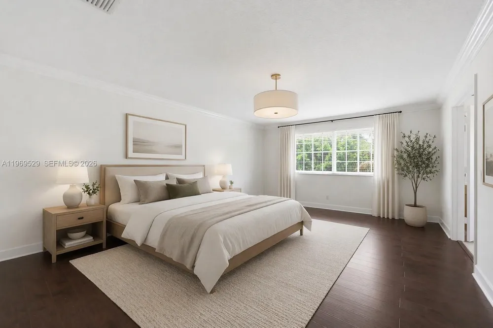 2455 Greenbrier Ct, Weston, FL 33327