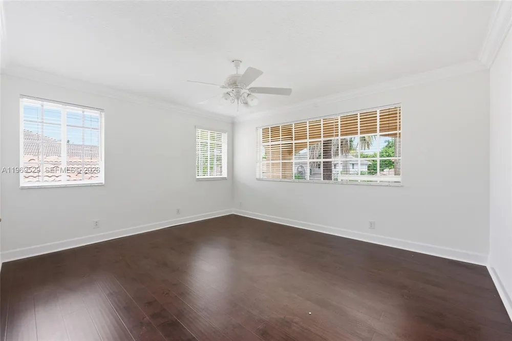 2455 Greenbrier Ct, Weston, FL 33327