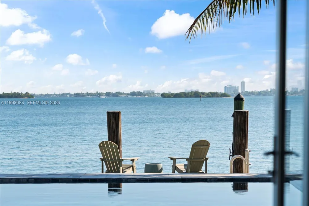 9301 N Bayshore Dr, Miami Shores, FL 33138